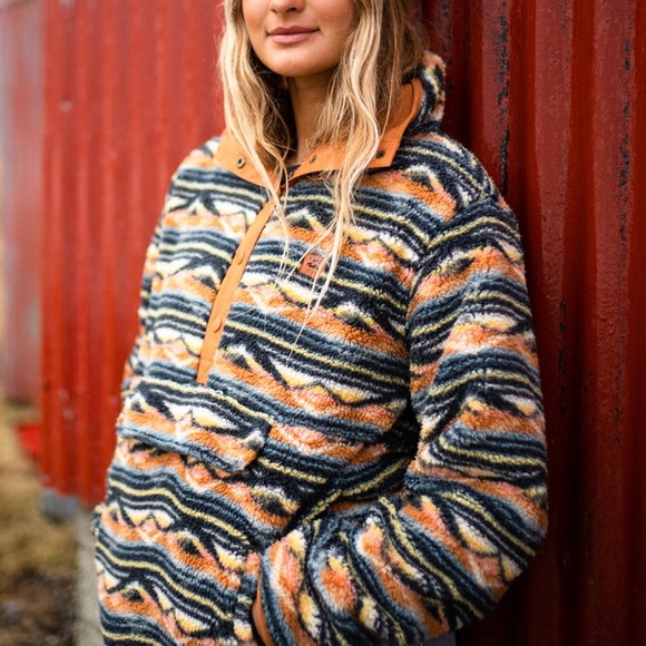 Billabong Tops - Women’s Billabong Switchback fleece